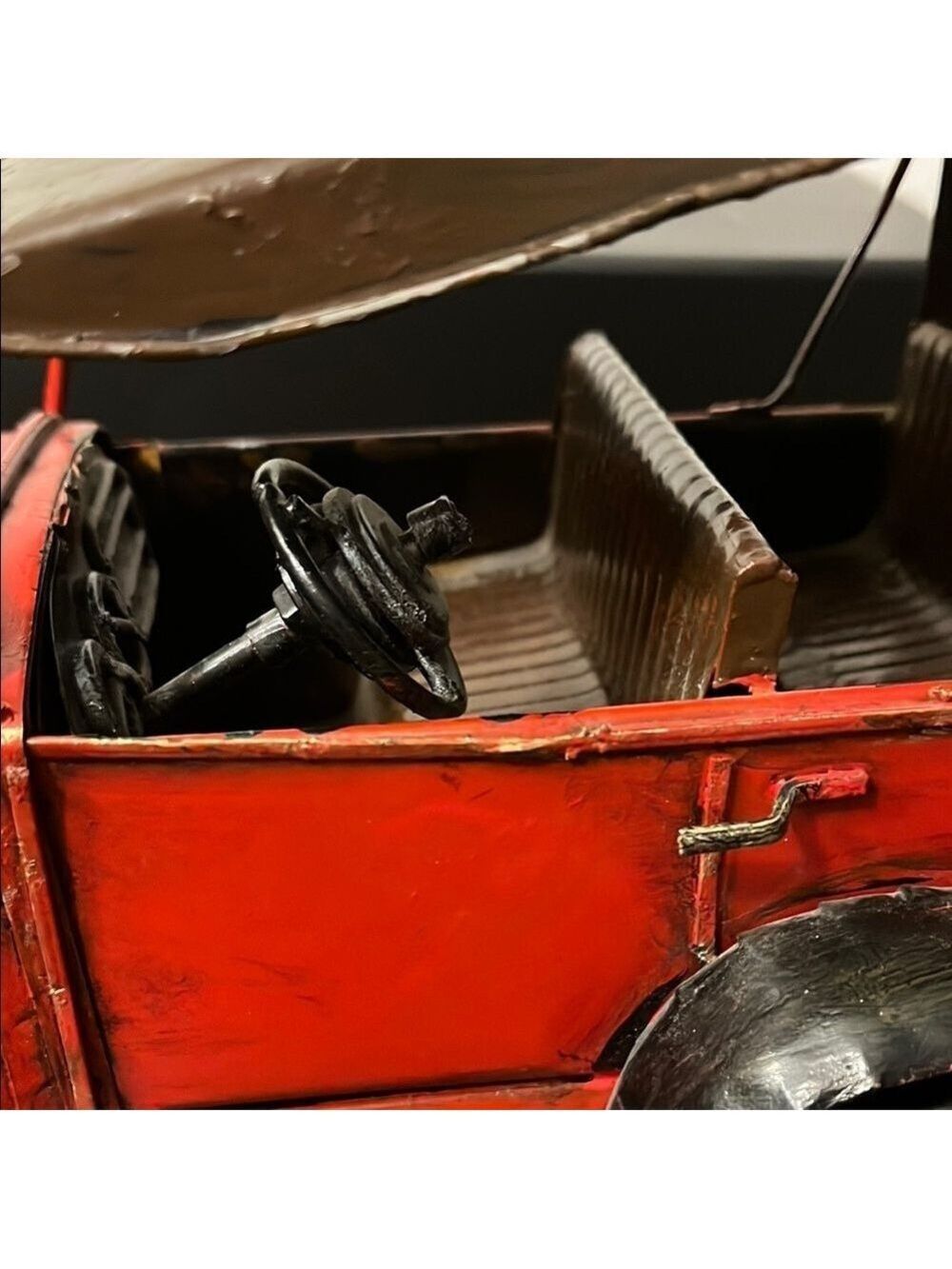 Red Metal Vintage Model Car - Picture 3 of 9